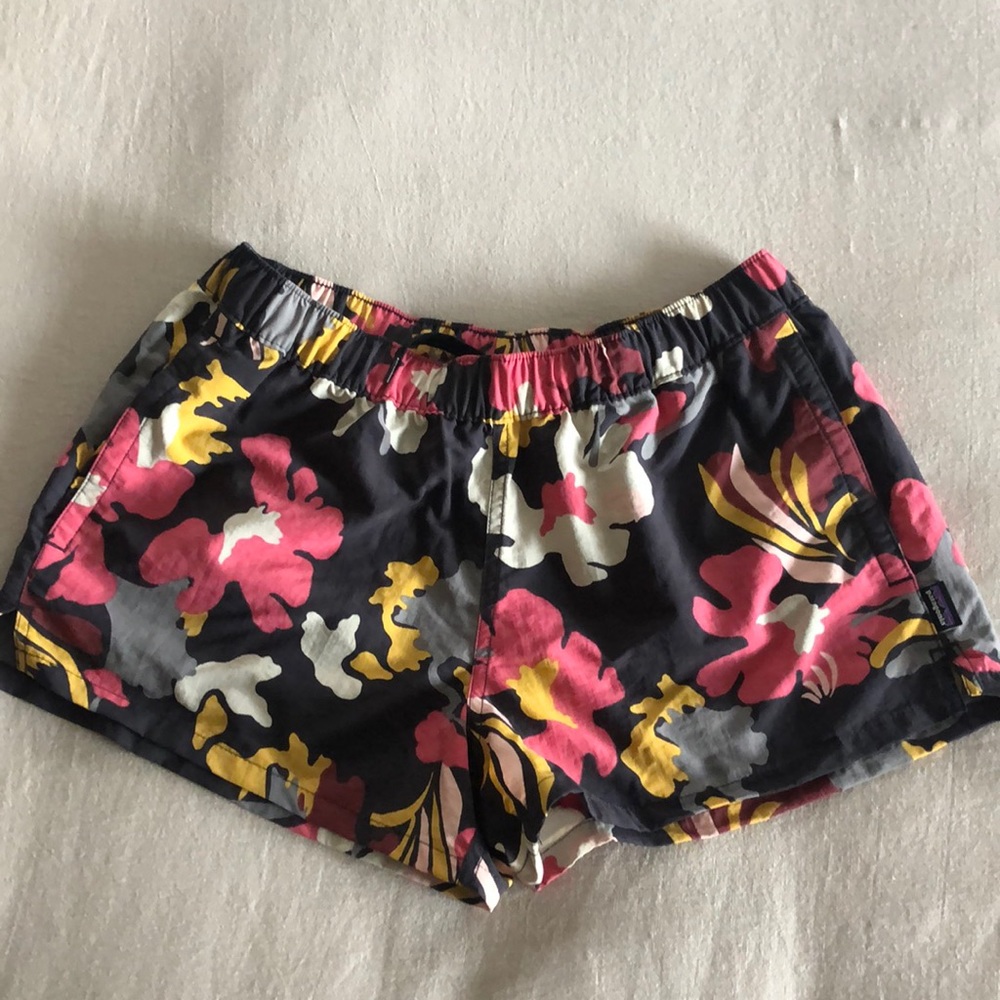 Patagonia barely baggies shorts